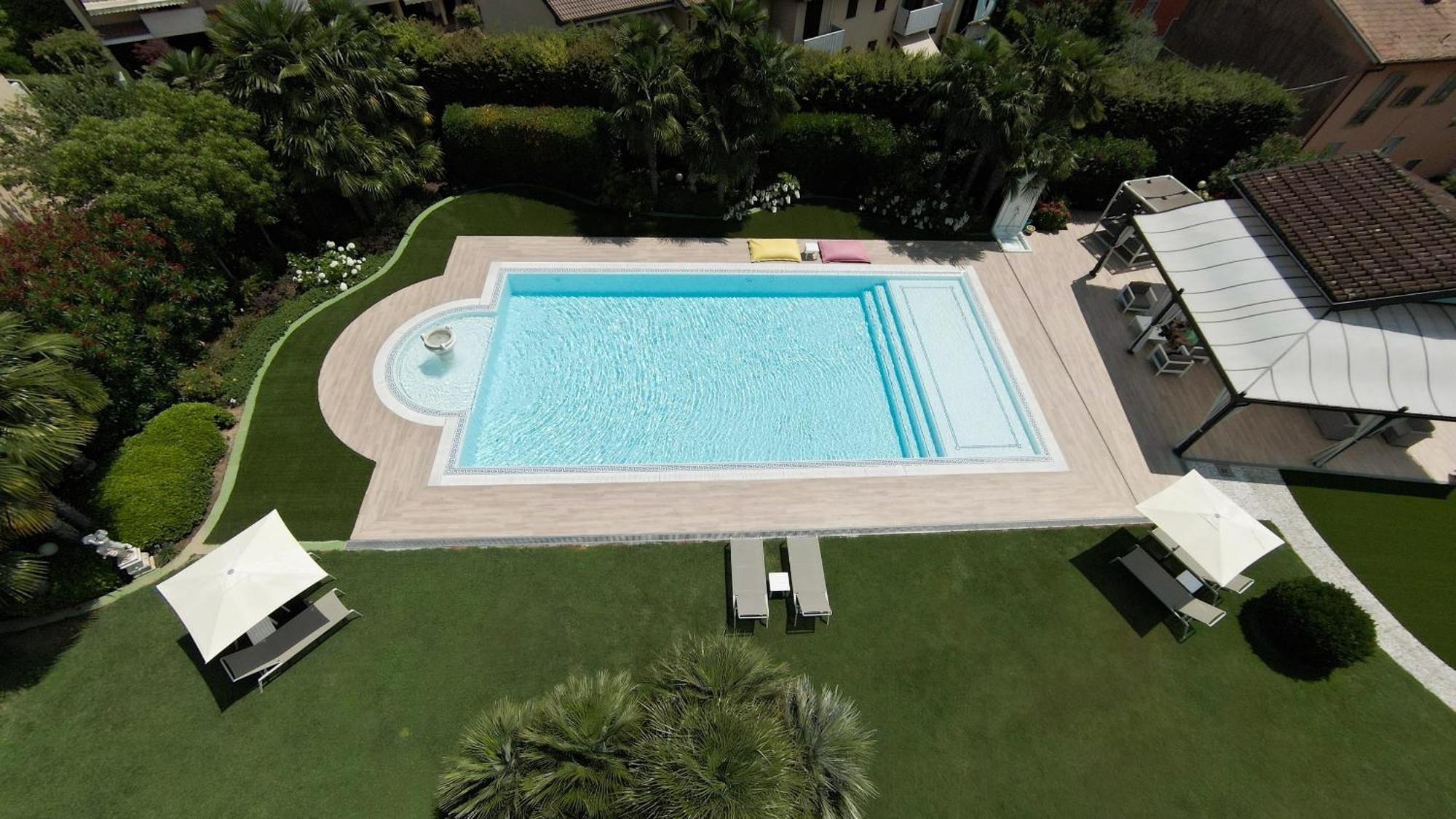 Villa Angela - Italian Homing デセンツァーノ・デル・ガルダ エクステリア 写真